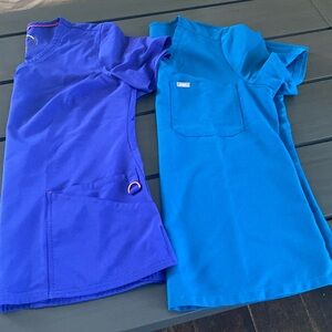 Scub tops royal blue is medium ,figs is Large